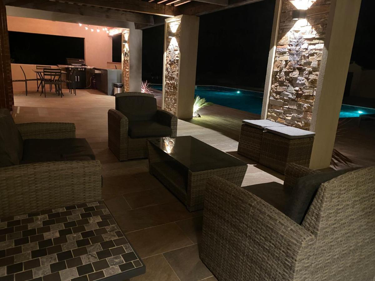 Magnifique Villa Avec Piscine Au Coeur Des Vignes Коголин Экстерьер фото